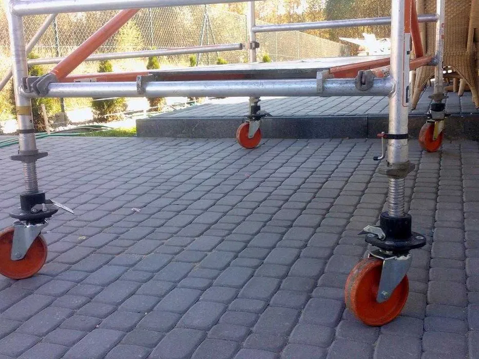 Wypożyczalnia rusztowań aluminiowych , jezdnych. Altrex