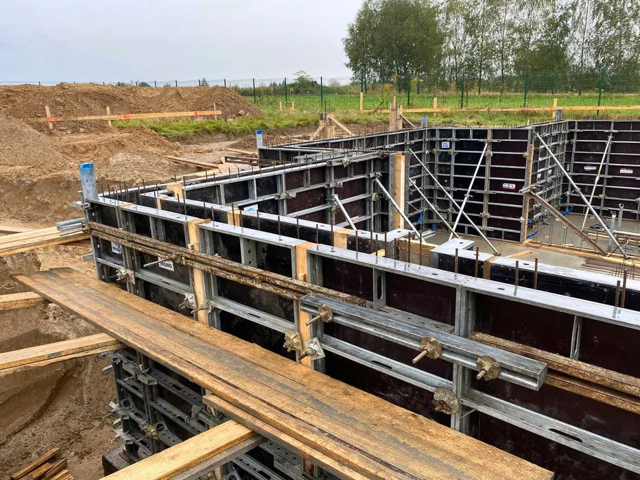 -> Wynajem/sprzedaż szalunków - Stryków i okolice