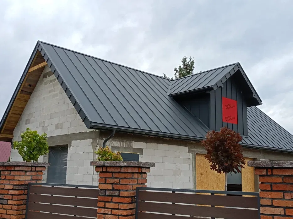 Krycie dachów ,dachy,usługi dekarskie.