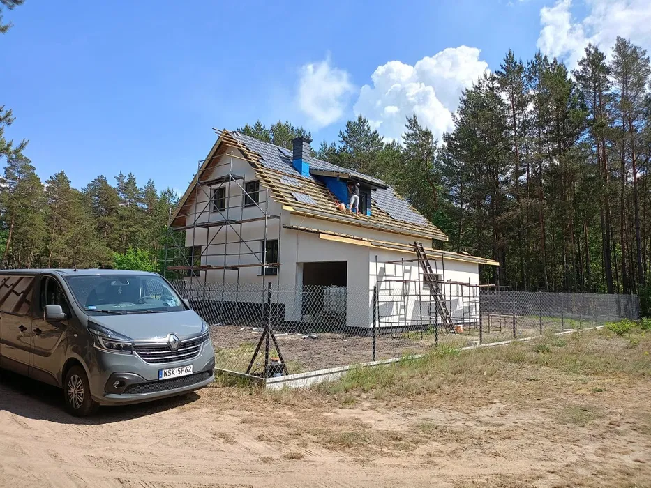 Krycie dachów ,dachy,usługi dekarskie.