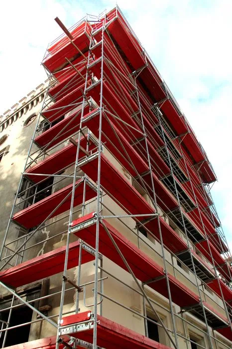 Wynajem rusztowań,szalunków stropowych, szalunki budowlane