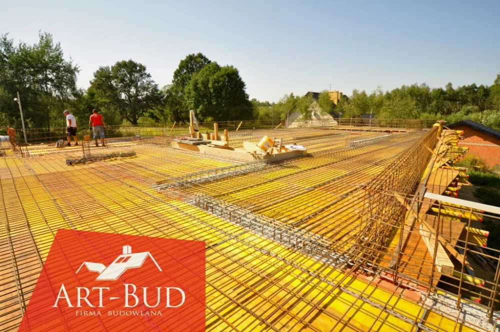 Wynajem szalunków stropowych, deskowanie stropu, stemple, podpory