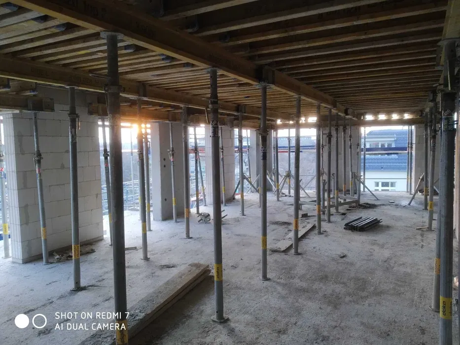 Wynajem Wypożyczalnia Szalunków stropowych Stemple szalunki