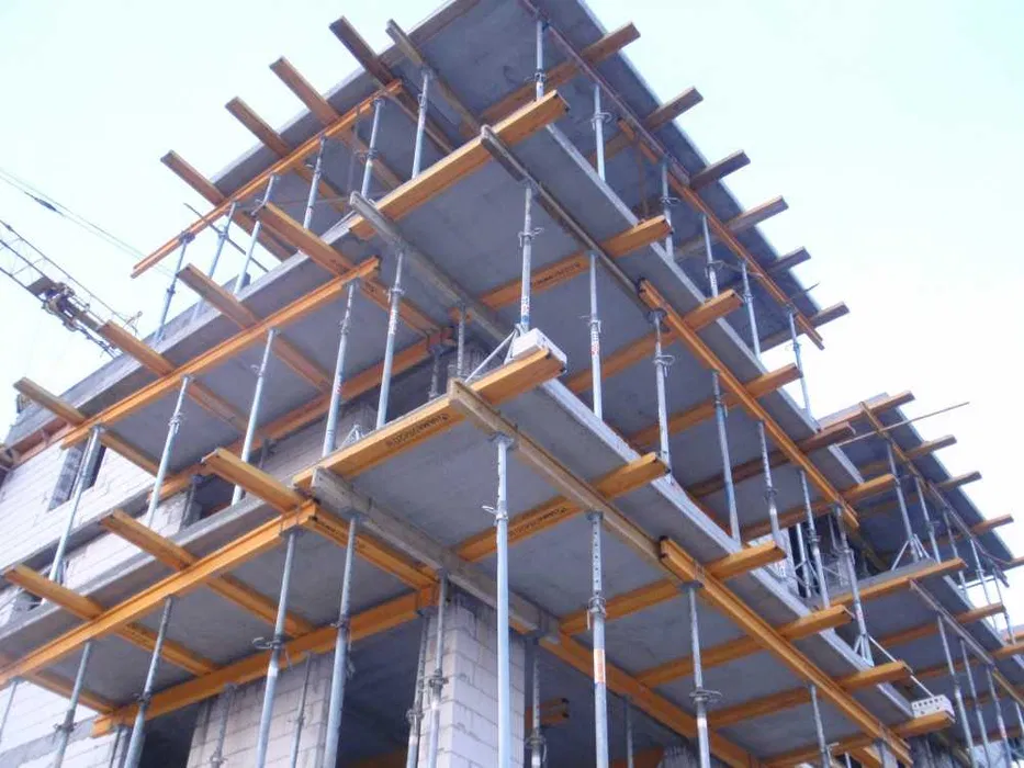 Wynajem szalunków stropowych podpory dźwigary trójnogi sklejka stemple