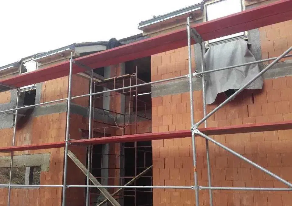 Wypożyczenie wynajem rusztowań drabiny dekarskie ,osuszacze