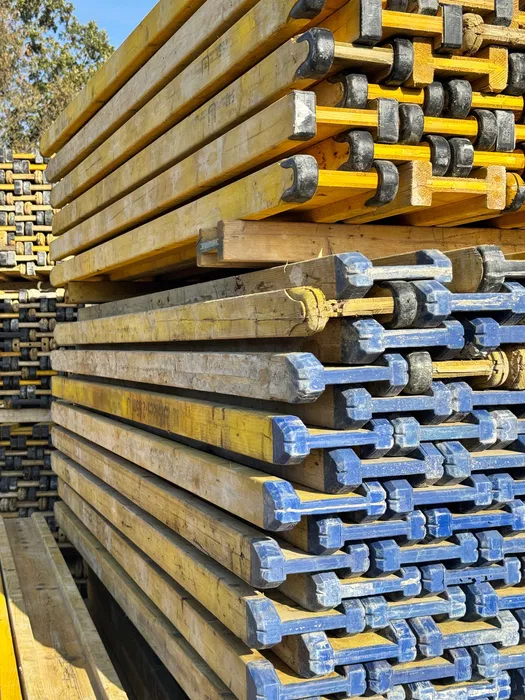 Wypożyczalnia szalunków wynajem szalunków szalunki stemple