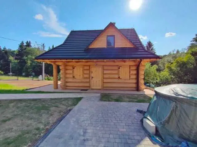 Całoroczne domy z pół bali, płazów. Domy drewniane. Kompleksowo.
