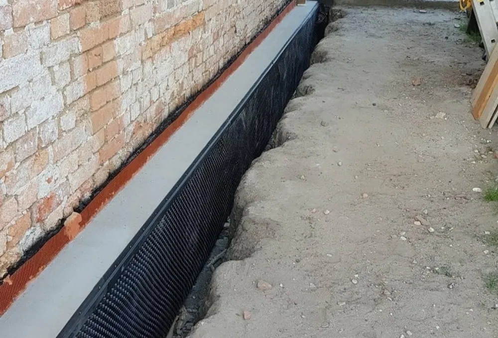 Izolacje i osuszanie budynków.