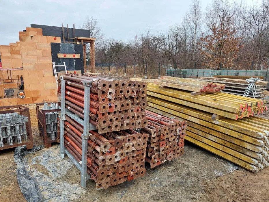 Wynajem stempli podpór szalunków szalunek szalunki stemple budowlane