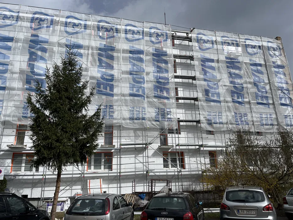 Wynajem Rusztowań Elewacyjnych