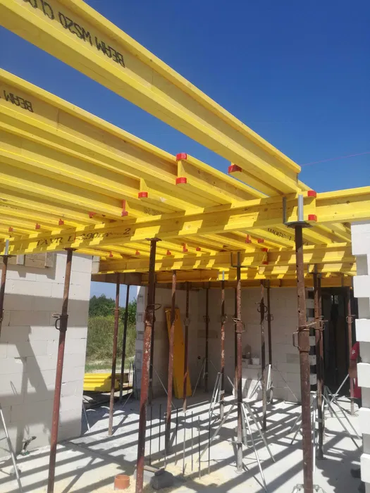 Wynajem wypożyczalnia szalunków stropowych, szalunki stropowe, stemple