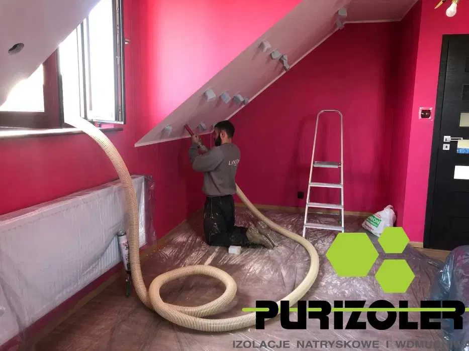 Ocieplenia poddaszy, wełna, celuloza, piana PUR naprawa po kunie