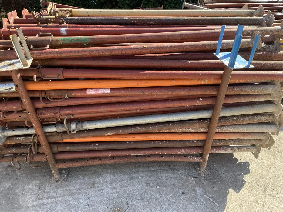 Od20gr stemple metalowe wynajem,szalunki stropowe,doki,korony,trojnogi