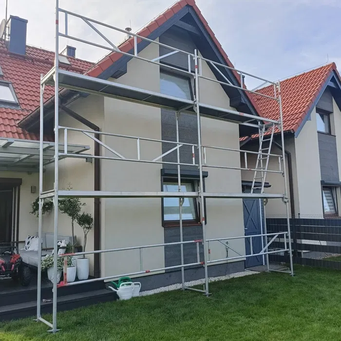 Wynajmę rusztowania elewacyjne