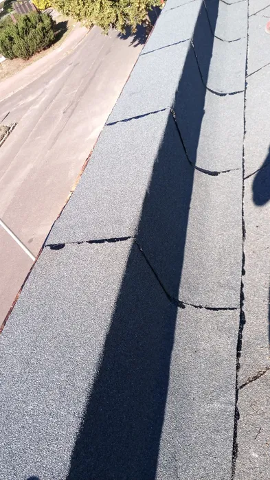 Dekarz-Usługi dekarskie-dachy płaskie-papa-obróbki blacharskie-dacharz