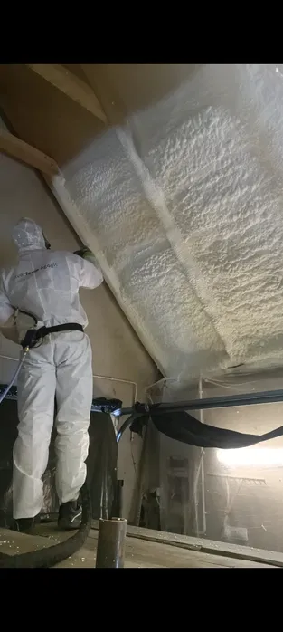 Docieplenia Poddaszy Metodą Wdmuchiwania Celuloza KNAUF SUPAFIL PIANA