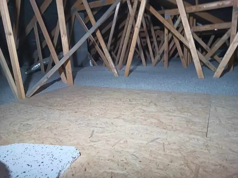 Docieplenia Poddaszy Metodą Wdmuchiwania Celuloza KNAUF SUPAFIL PIANA
