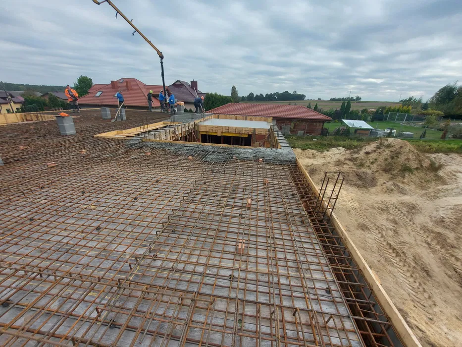 Budowa domów usługi murarskie hale obory kurniki