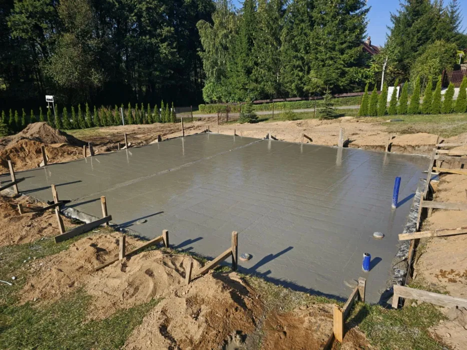 Płyty fundamentowe, pokrycia dachowe, obory, chlewnie, budowa domów,