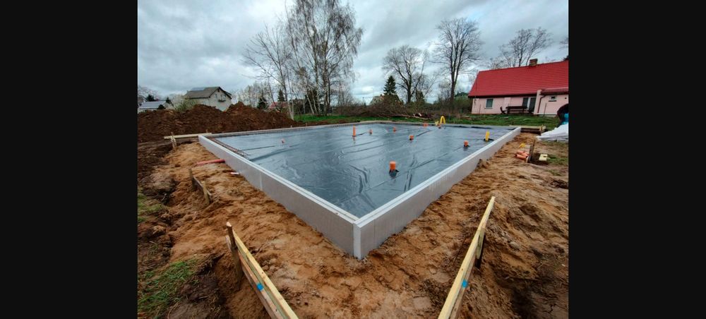 Wymiana gruntu pod płyty fundamentowe.