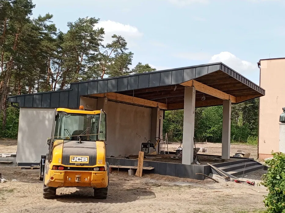 Uslugi dekarskie, blacharskie, naprawa budowa dachów obróbki kominów
