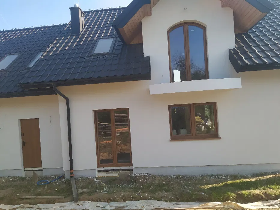 Elewacje ,docieplanie budynków .Małopolska