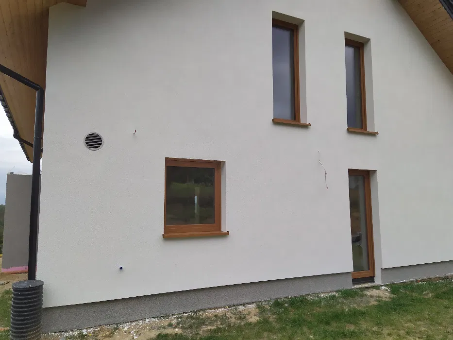 Elewacje ,docieplanie budynków .Małopolska