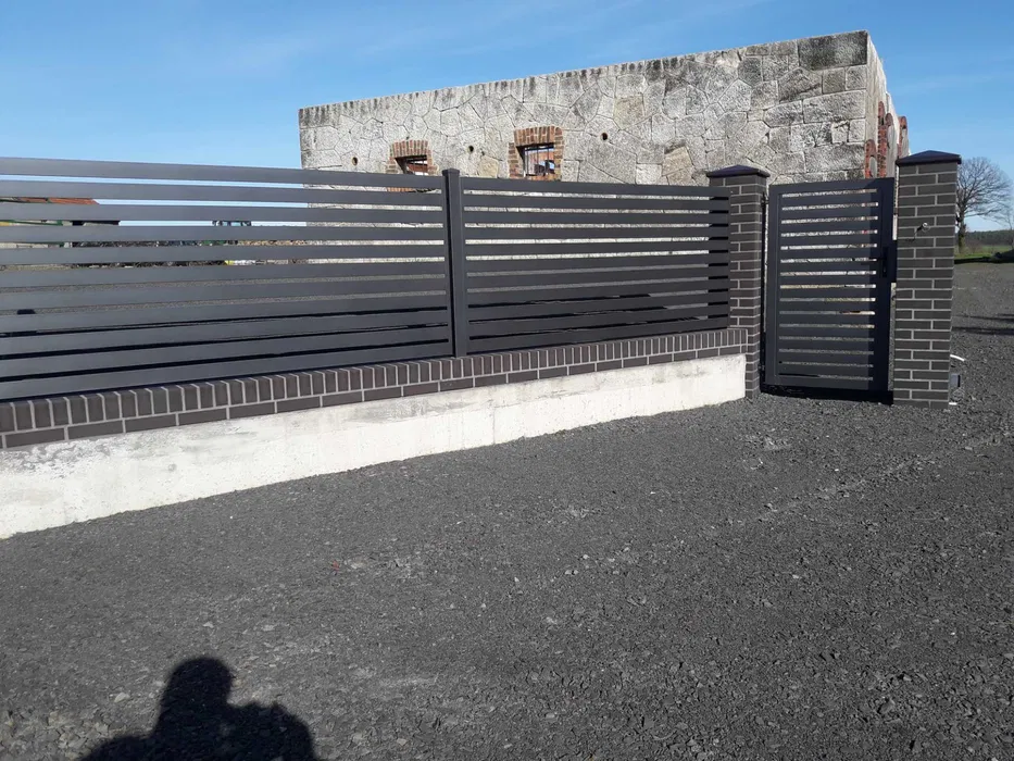 Bramy nowoczesne ogrodzenia panelowe balustrady wypożyczalnia budowlan