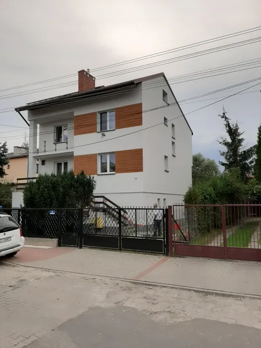 Elewacja ,docieplenia ,podbitka ,drobne remonty .Wolny terminy