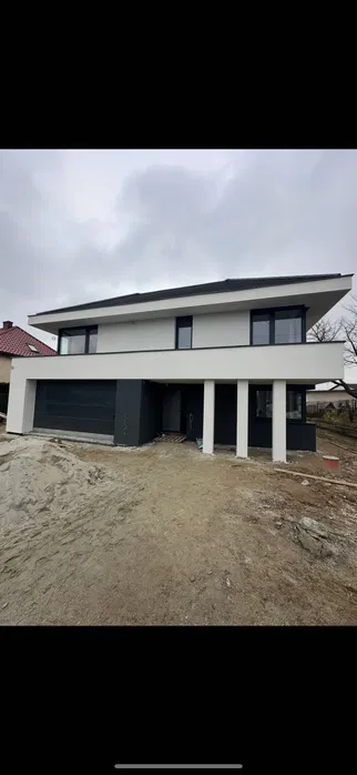 Docieplenia Budynków i Elewację.