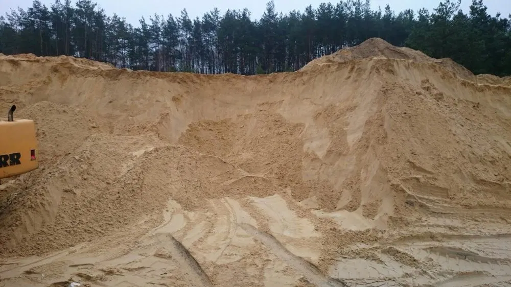 Piach, ziemia ogrodowa, kruszywo, żwir, szlaka