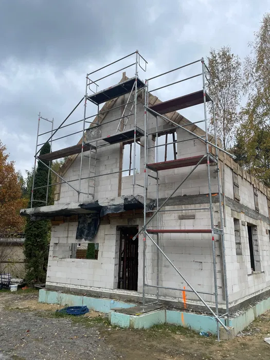 Wynajem Rusztowania / Rusztowanie Elewacyjne