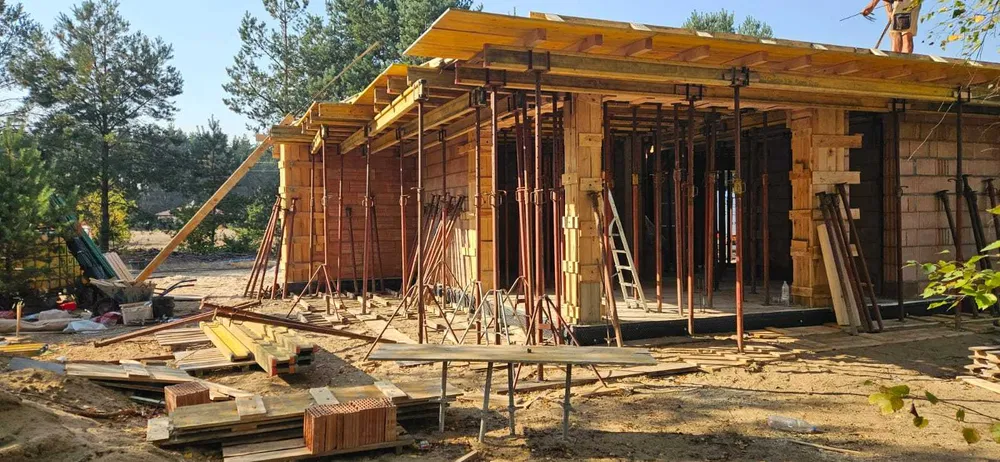 Wynajem szalunków stropowych – DUŻY ASORTYMENT | MONTAŻ | STROPY