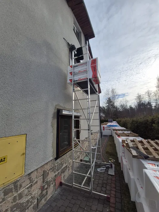 Wynajmę rusztowanie montażowe podest