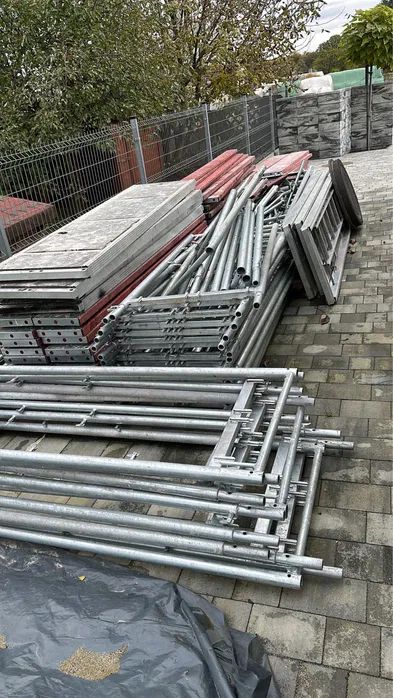 Rusztowania. Wynajem Rybnik. Cena za 100m² doba.