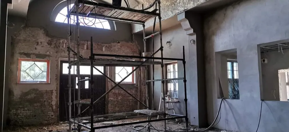! Tynki Maszynowe gipsowe oraz cementowo wapienne i Posadzki Mixokret