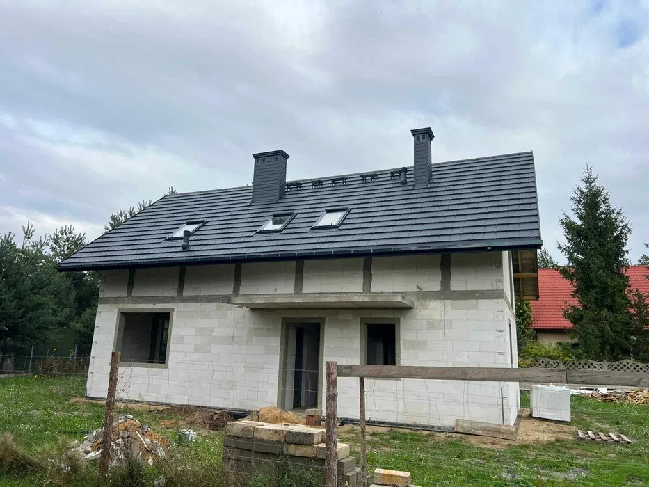 Dachy , okna dachowe ,wiezba , krycie dachow , obrobki kominow ,remont