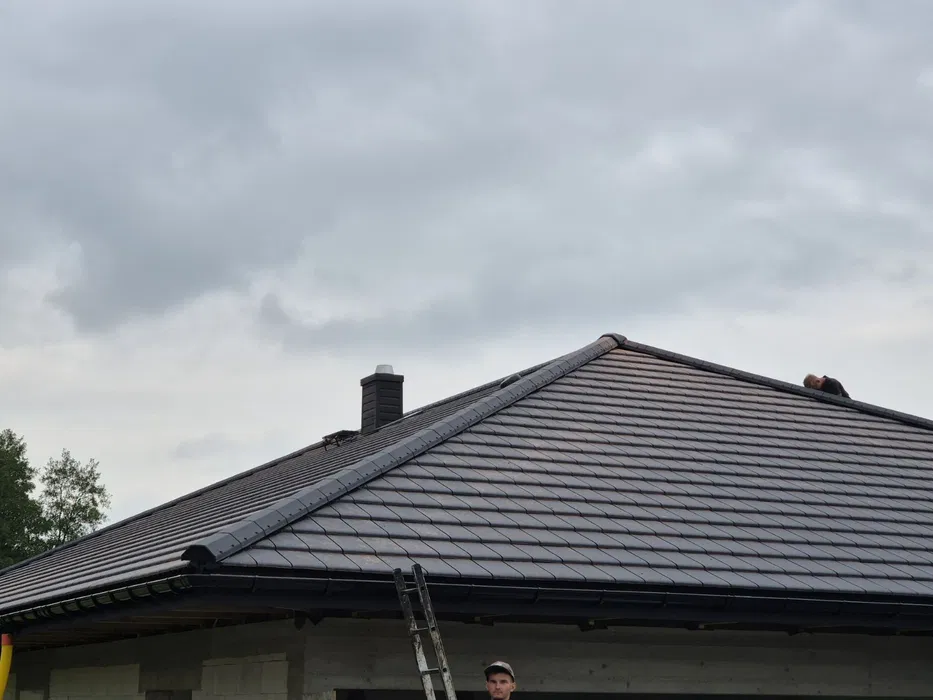 Ciesielstwo, Dekarstwo, blacharstwo, przekrycia