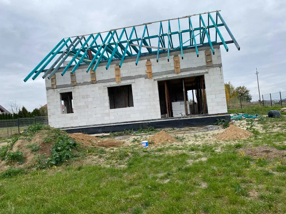 Dachy i ocieplenia kompleksowo,trapezowanie blach , więżby dachowe