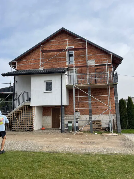 Wynajem rusztowania elewacyjne