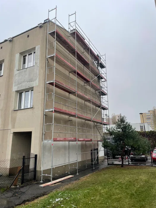 Wynajem rusztowania elewacyjne