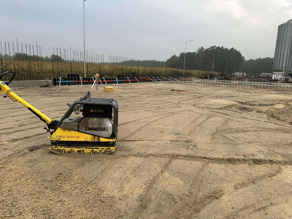 Uslugi budowlane , prace ziemne ,konstrukcje żelbetowe ,