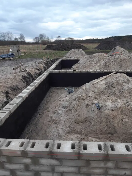 budowa domów, płyty , fundamenty, mury, wieżba dachowa, docieplenie