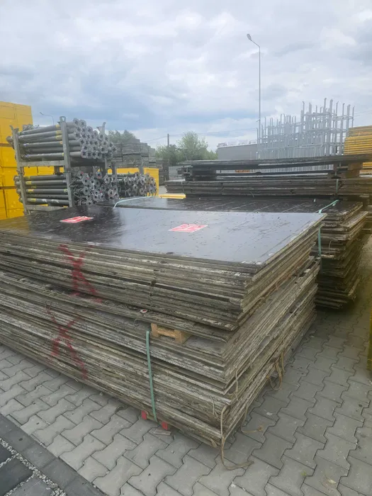 Wynajem szalunków stropowych i ściennych