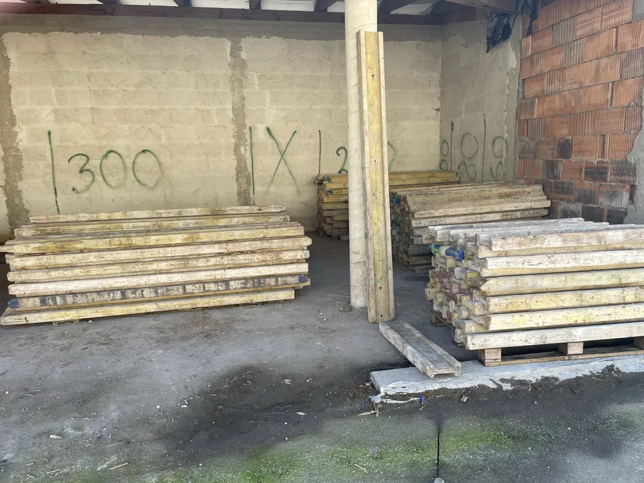 Wynajem stempli metalowych od 20 gr/szt doki korony trójnogi płyty