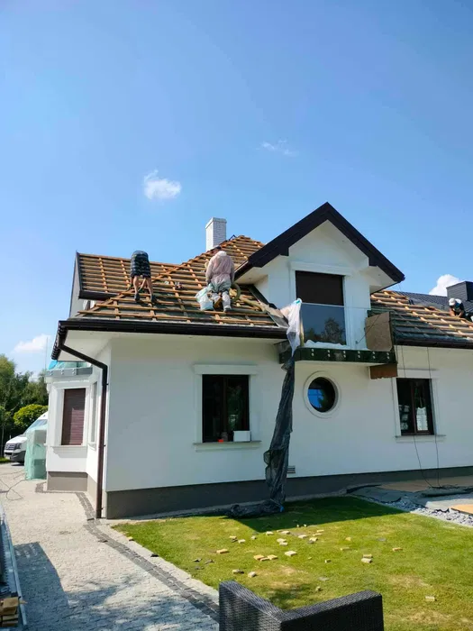 Naprawa Izolacji dachu Docieplenie celuloza wełna piana pur ocieplanie