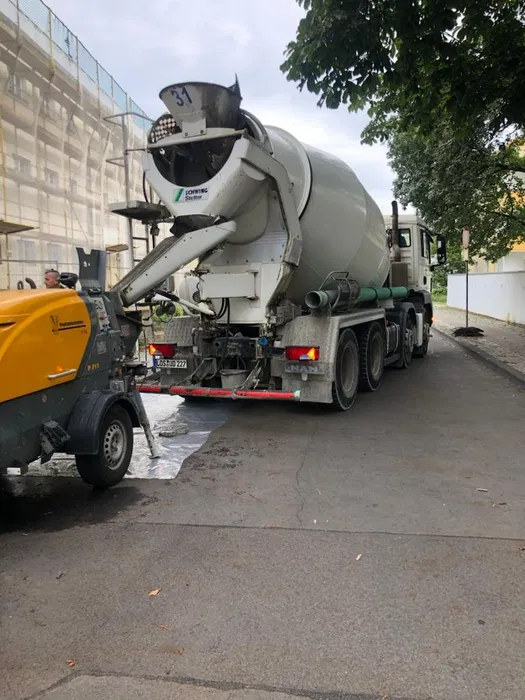 Renowacja Stropów Drewnianych Tynki maszynowe. Frezowanie betonu. Pos