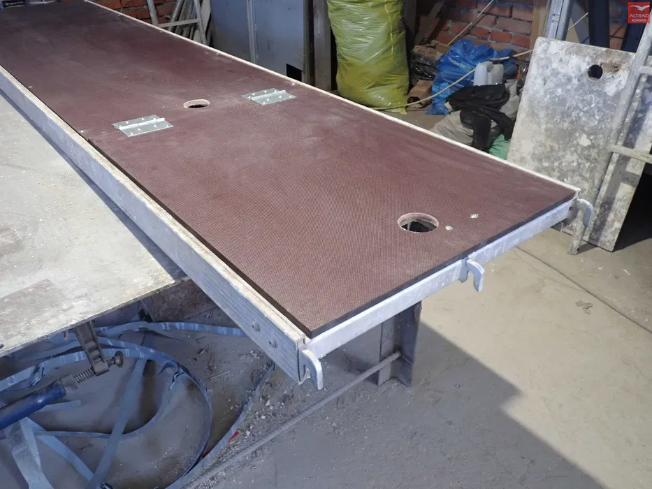 Naprawa pomostów przejściowych, rusztowania fasadowe - Wynajem