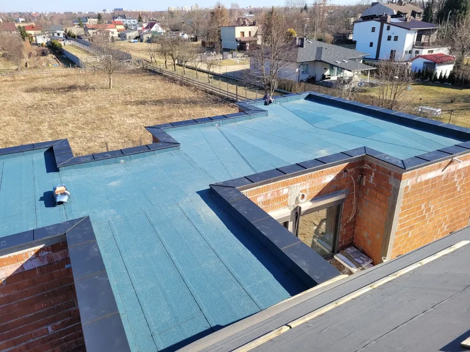 Dachy płaskie, Tarasy,Balkony