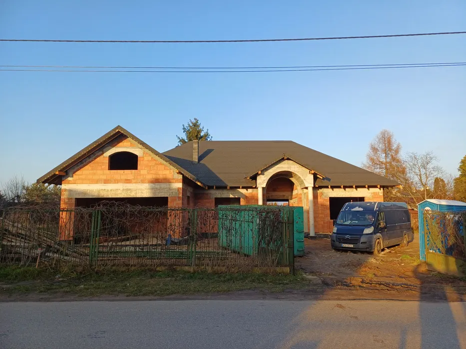 Budowa domów usługi budowlane murarz cieśla